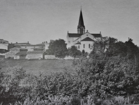 Vue générale du bourg en 1883