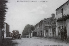 Centre bourg vers les années 1920.