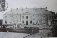 La maison des missionnaires vers 1930.